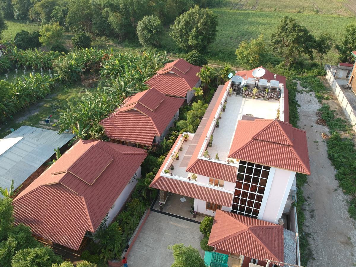 Inle Lotus Hotel Nyaung Shwe Eksteriør billede